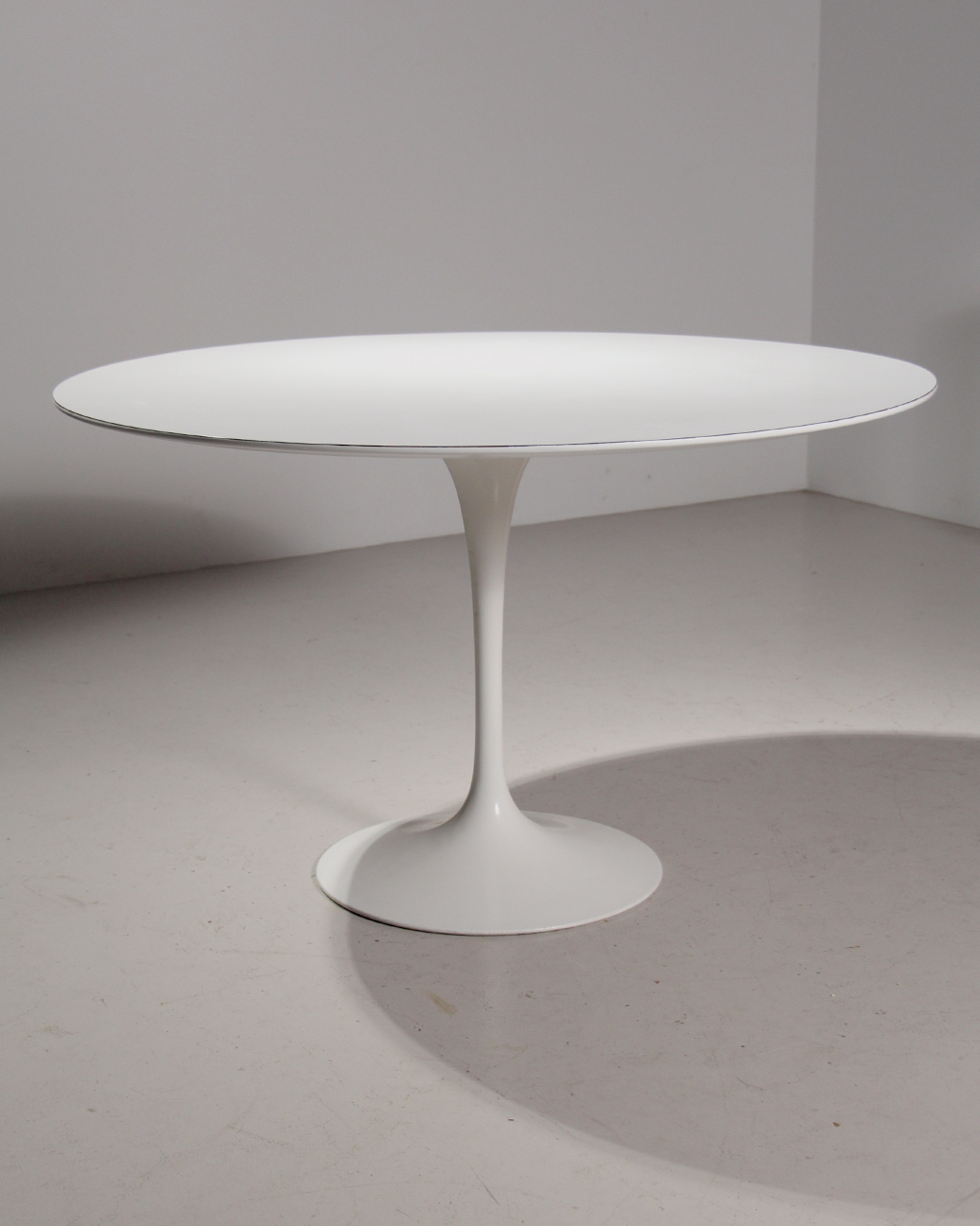 table ronde saarinen tulipe knoll